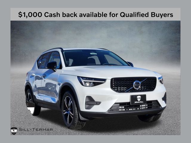 2026 Volvo XC40 B5 Core Dark AWD's photo