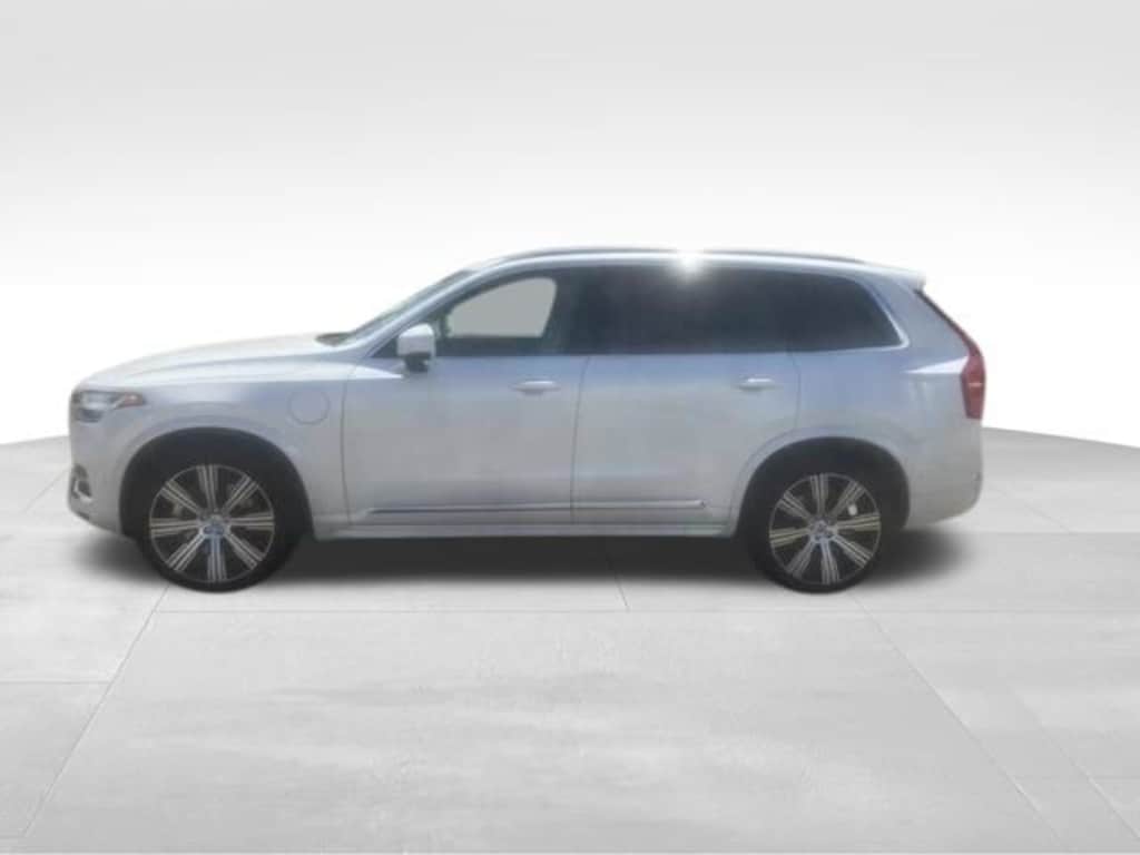Certified 2025 Volvo XC90 plug-in hybrid T8 Plus 7-Seater SUV