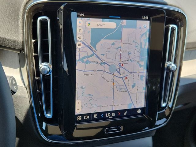 2025 Volvo XC40 Ultra - Photo 20