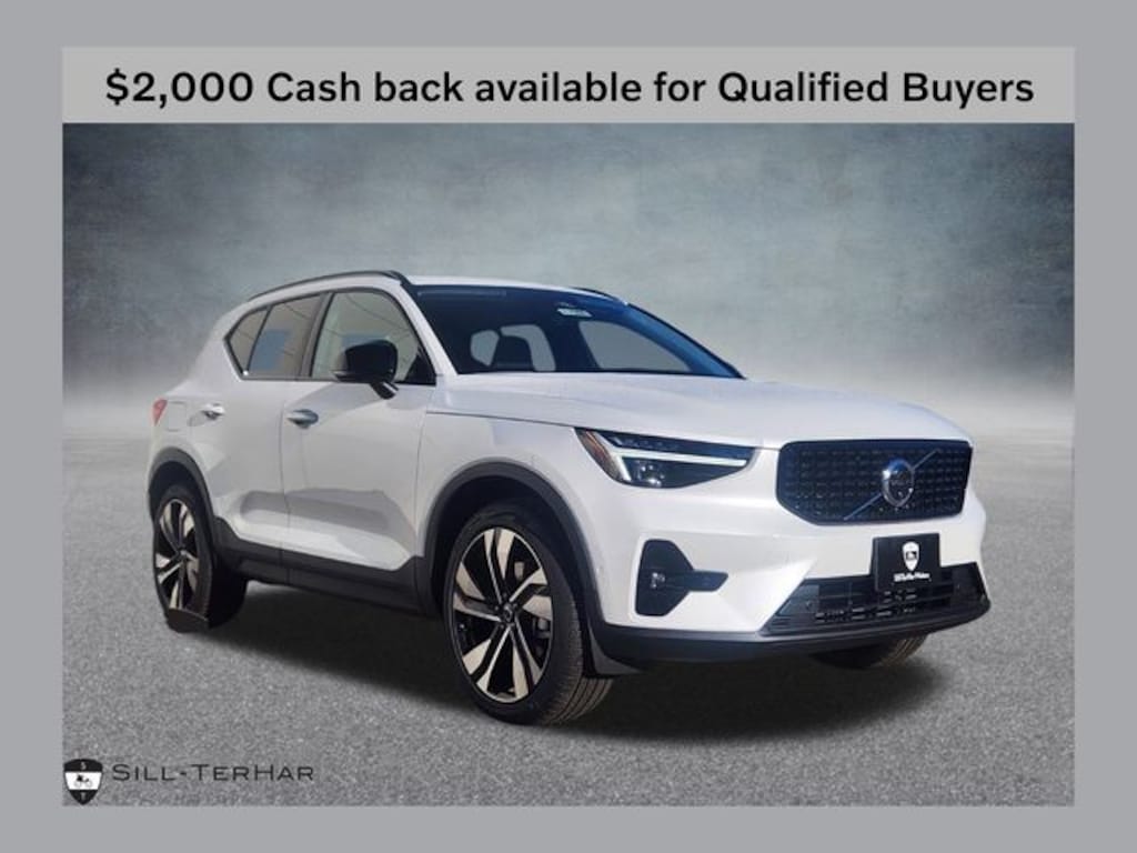 New 2026 Volvo XC40 B5 Ultra SUV