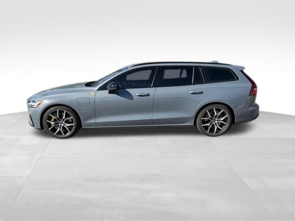 Used 2024 Volvo V60 plug-in hybrid T8 Polestar Engineered Wagon