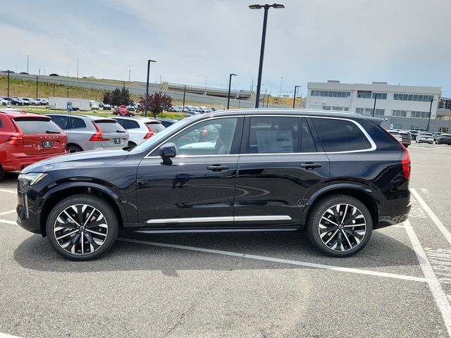 2026 Volvo XC90 B5 Plus photo 4