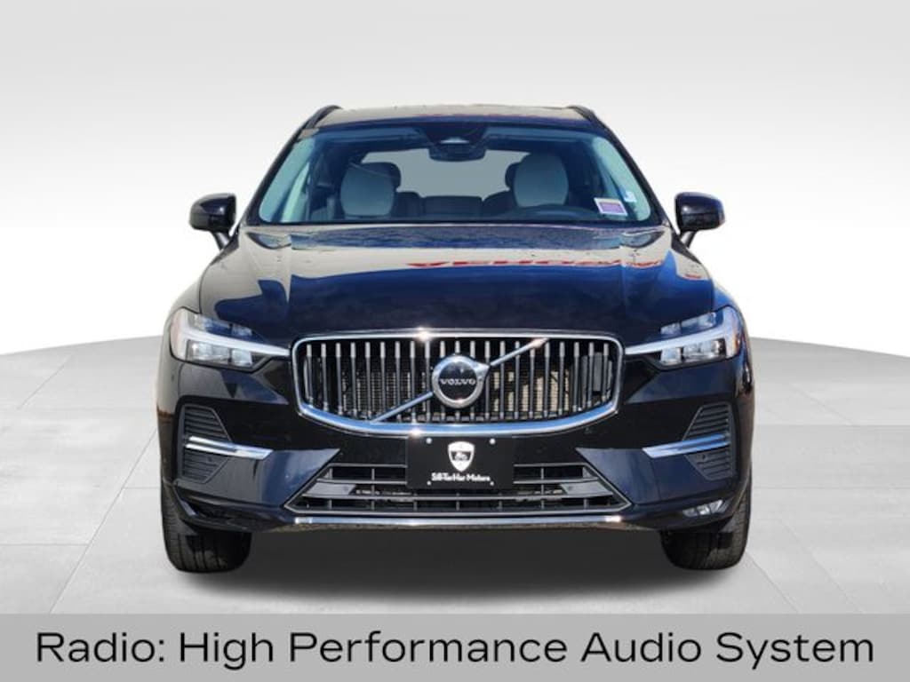 Certified 2022 Volvo XC60 B5 AWD Momentum SUV