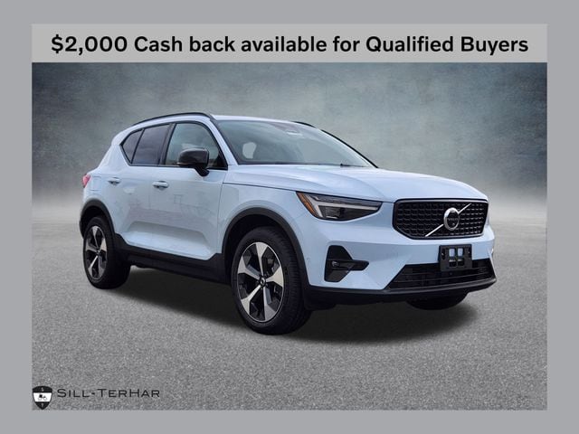 2026 Volvo XC40 SUV 