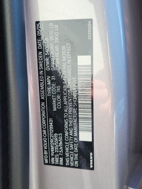 2026 Volvo XC60 Plus - Photo 24