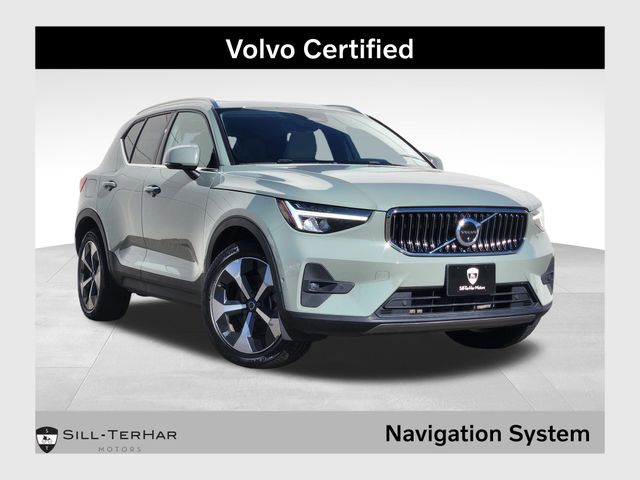 2023 Volvo XC40 B5 Plus Bright AWD's photo