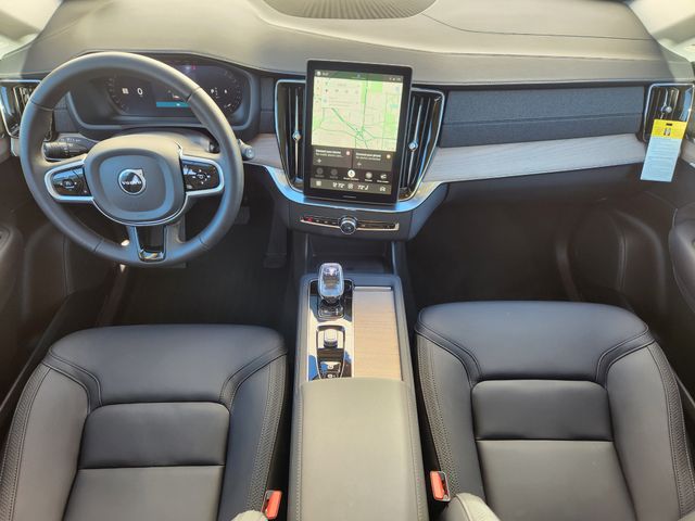 2025 Volvo XC90 Core - Photo 12