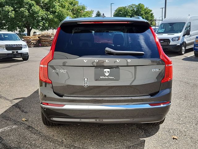 2025 Volvo XC90 B5 Plus photo 4