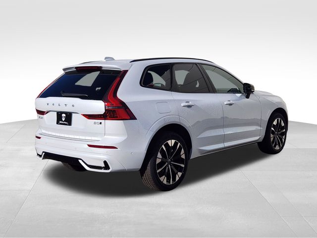 2026 Volvo XC60 Plus - Photo 7