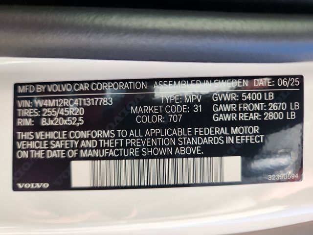 2026 Volvo XC60 Plus - Photo 24