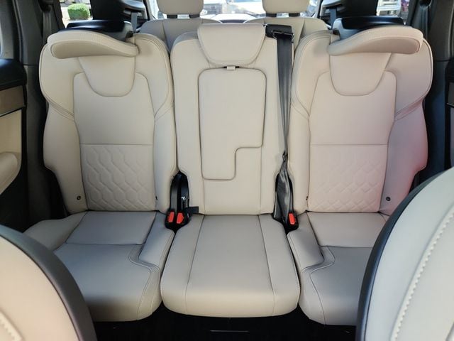 2026 Volvo XC90 Core - Photo 13