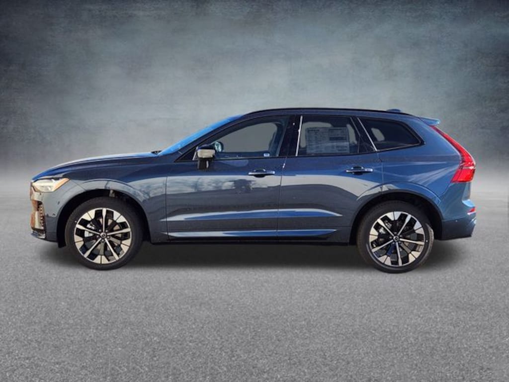 New 2026 Volvo XC60 B5 Plus SUV