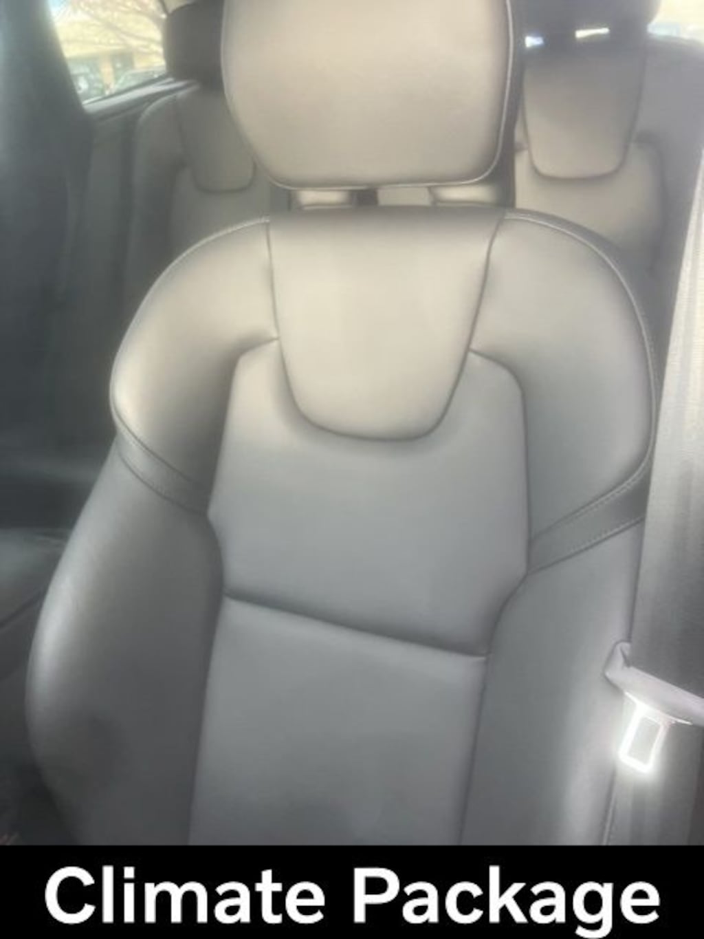 Certified 2025 Volvo XC60 B5 Core SUV