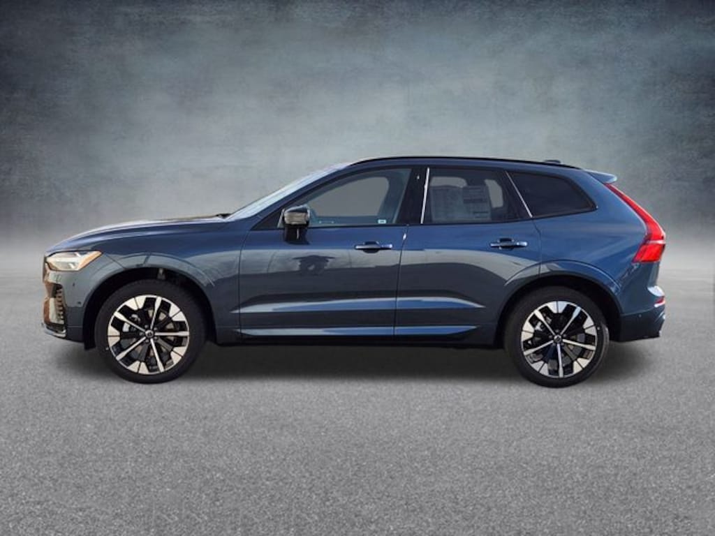 New 2026 Volvo XC60 B5 Plus SUV