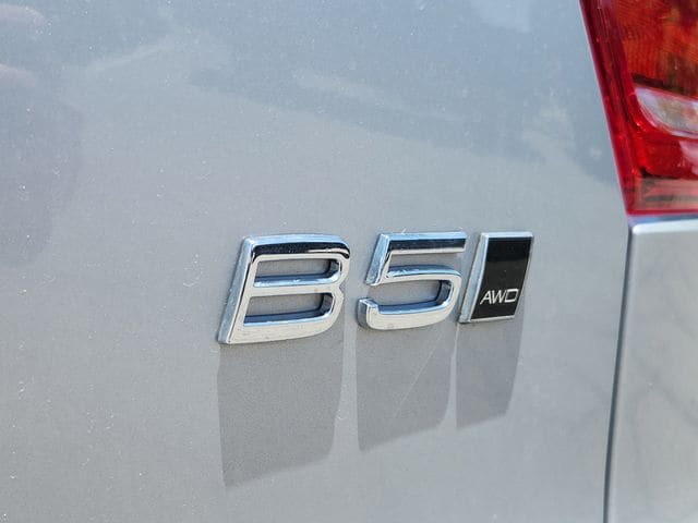 2025 Volvo XC40 Ultra - Photo 12