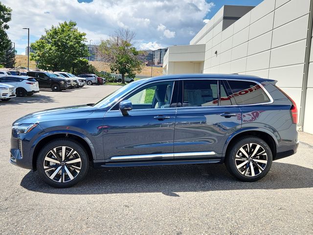 2026 Volvo XC90 Core photo 4