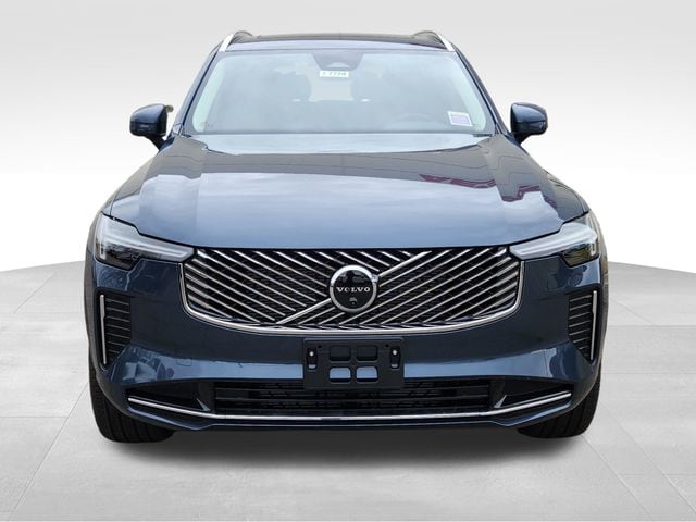 2025 Volvo XC90 Plus - Photo 5