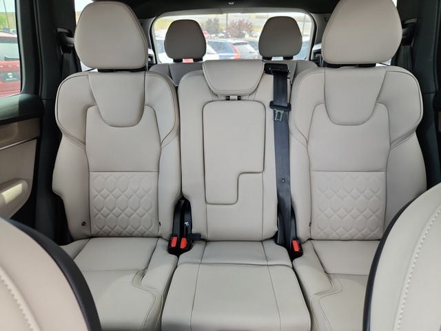 2026 Volvo XC90 Plus - Photo 13