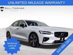 2024 Volvo S60 B5 Plus Dark Sedan