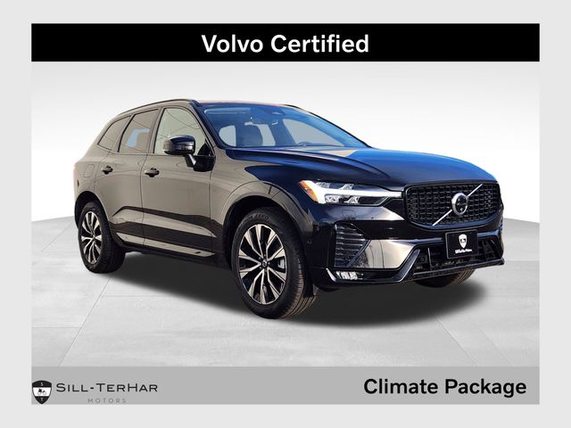 2025 Volvo XC60 Plus's photo