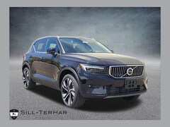 New 2025 Volvo XC40 B5 Ultra Bright Theme AWD SUV in Broomfield, CO