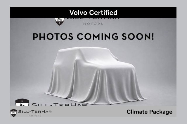 Certified 2023 Volvo XC40 B5 AWD Core SUV