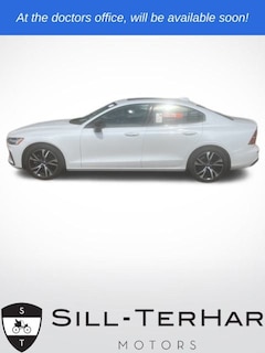 2024 Volvo S60 B5 Plus Dark Sedan