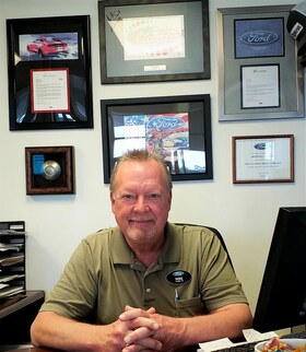 Staff member Mike Andrus from f4822d1d9f8d