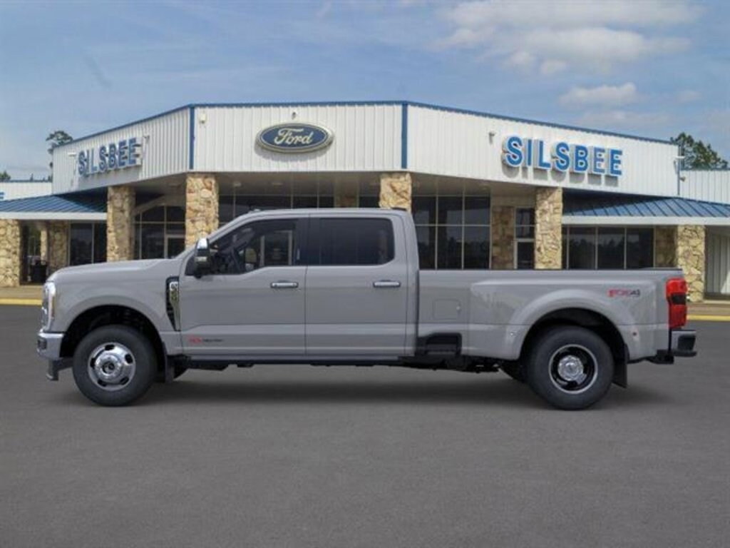 New 2025 Ford Super Duty F-350 DRW Lariat LARIAT 4WD Crew Cab 8 Box