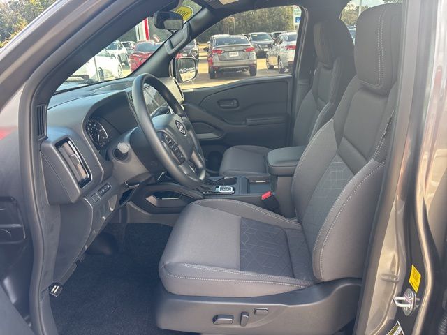 2026 Nissan Frontier SV - Photo 17