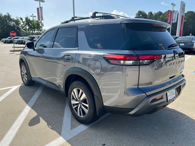 2026 Nissan Pathfinder SL - Photo 8