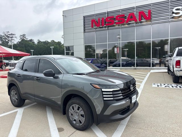2026 Nissan Kicks 2.0 S's photo