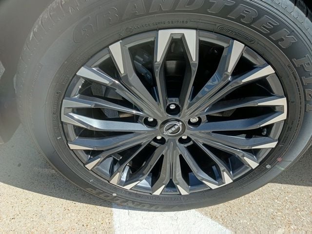 2026 Nissan Rogue Platinum - Photo 17