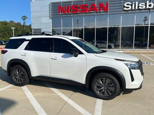 2026 Nissan Pathfinder SV - Photo 16