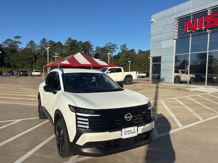 2026 Nissan Kicks SR SUV