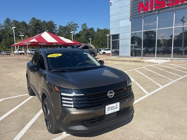 2026 Nissan KICKS SR's photo