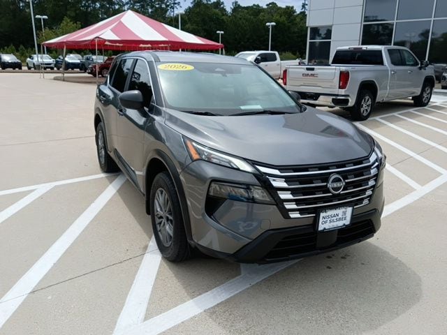 2026 Nissan Rogue S FWD's photo