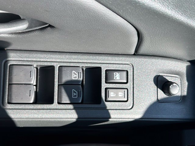 2026 Nissan Frontier SV - Photo 31