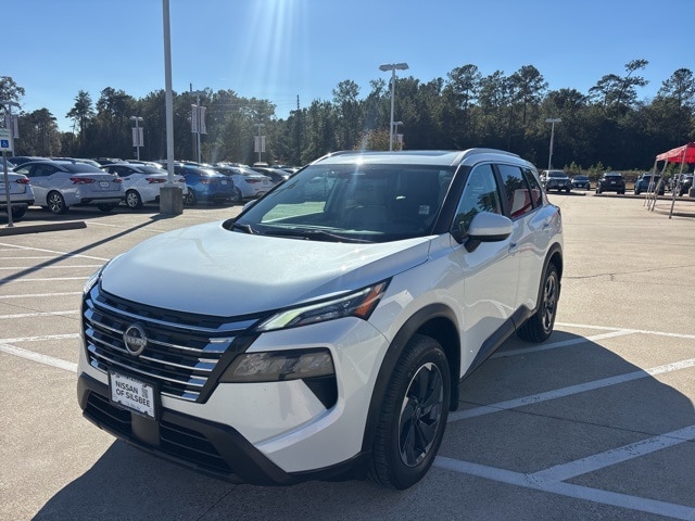 2024 Nissan Rogue SV photo 4