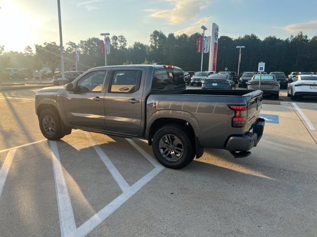 2026 Nissan Frontier SV - Photo 8