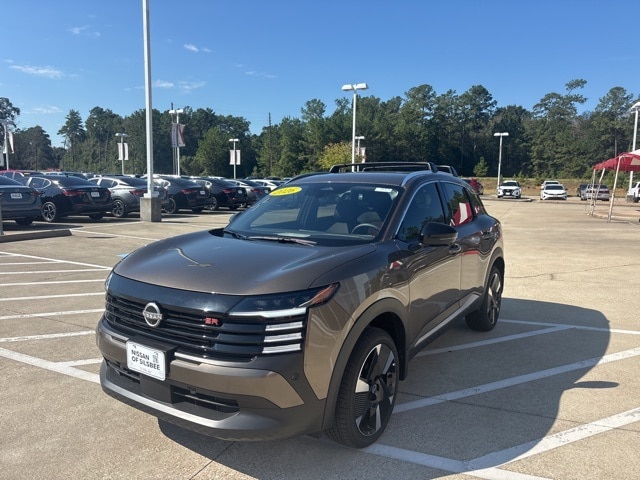 2026 Nissan Kicks SR photo 4