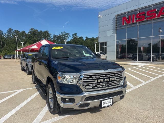 2023 RAM 1500 Big Horn/Lone Star 4x4 Crew Cab 5'7's photo