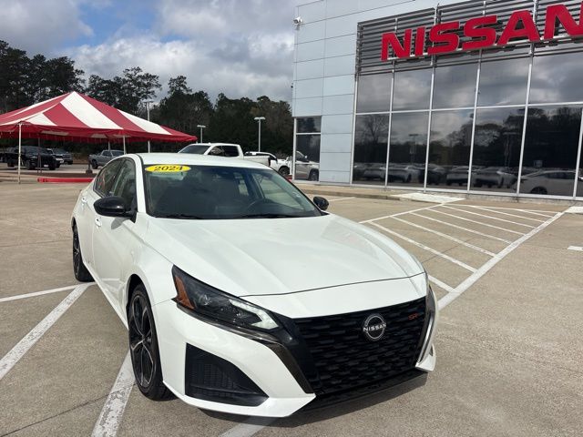 2024 Nissan Altima SR