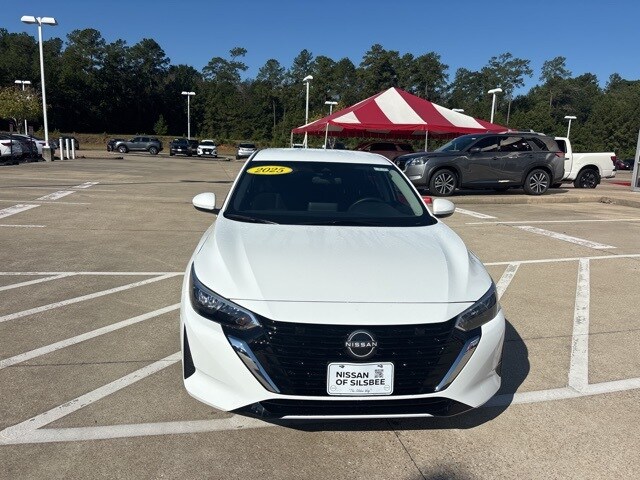 2025 Nissan Sentra SV photo 3