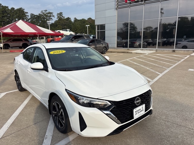 2025 Nissan Sentra SV's photo