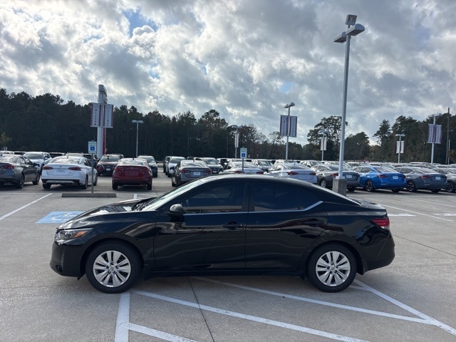 2025 Nissan Sentra S photo 3