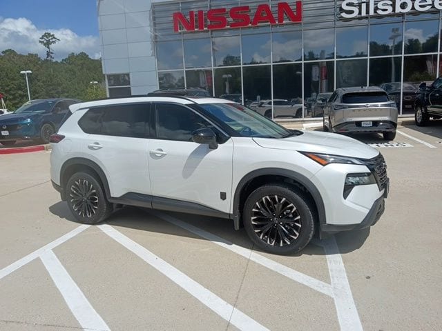 2026 Nissan Rogue Dark Armor - Photo 15