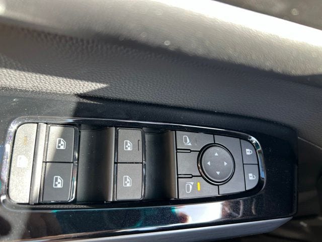 2026 Nissan Pathfinder SL - Photo 27