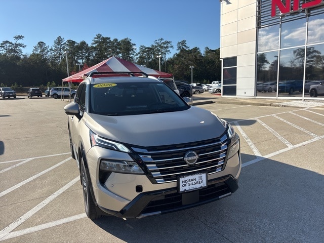 2026 Nissan Rogue Platinum's photo