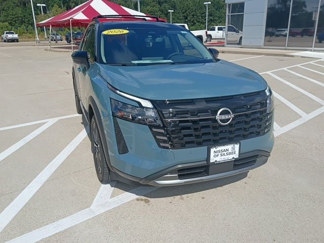 2026 Nissan Pathfinder Platinum 2WD's photo